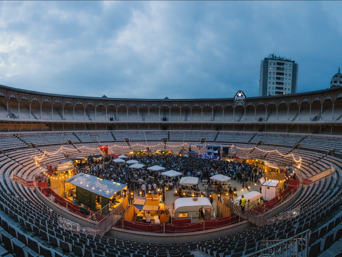 El carnaval se acerca: fiesta en la Monumental